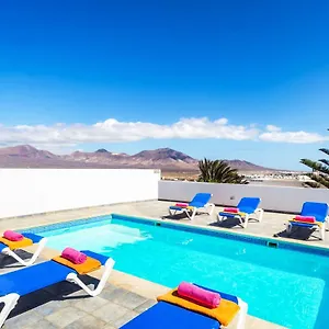 https://casa-bream.in-canary-islands.com