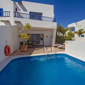 https://la-casita-playa-blanca-lanzarote.in-canary-islands.com